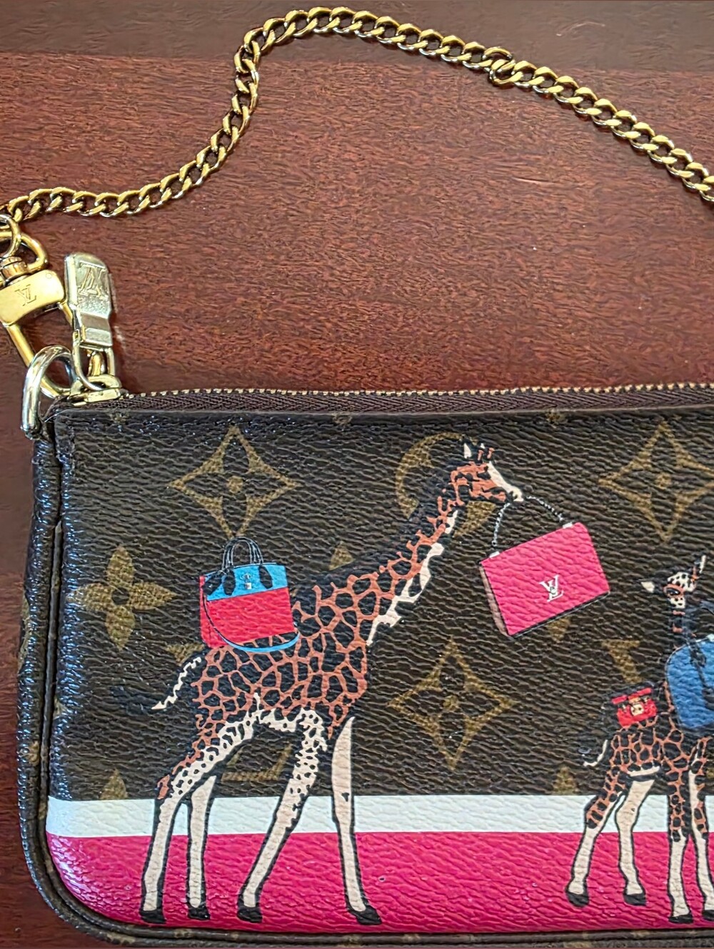 Louis Vuitton Mini Pochette Accessoires – Giraffe Monogram Limited Edition 2017